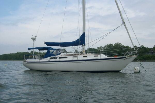 36ft Islander Yacht For Sale