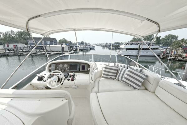 2003 Azimut 62