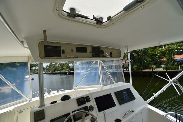 2003 Ocean Yachts 48