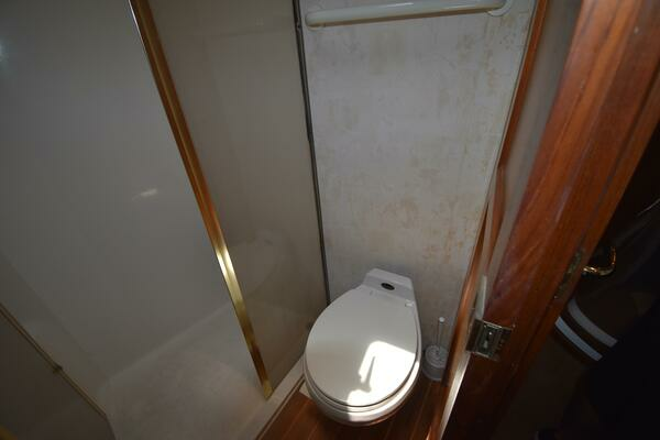 2003 Ocean Yachts 48