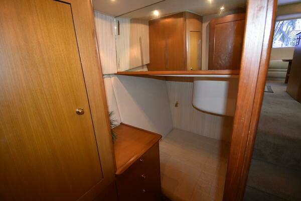 2003 Ocean Yachts 48