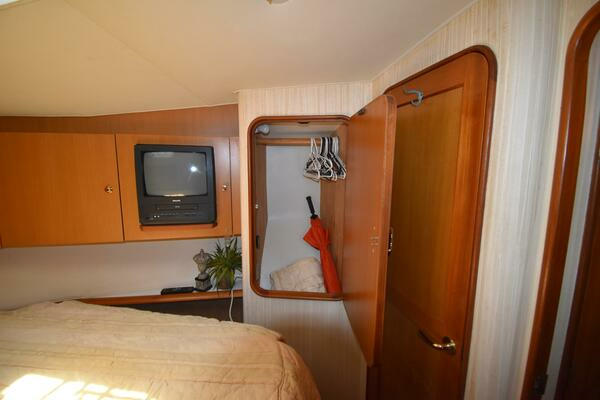 2003 Ocean Yachts 48