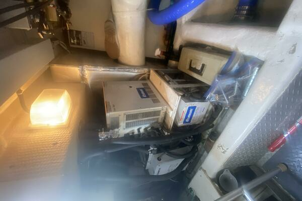 2003 Ocean Yachts 48