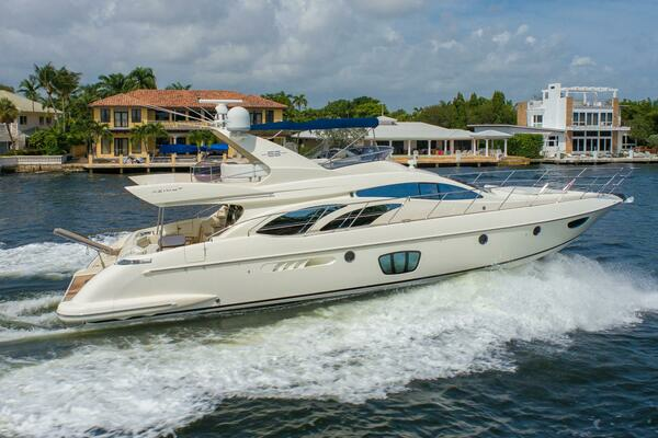 2009 Azimut 62