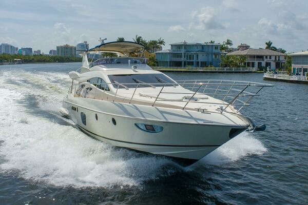 2009 Azimut 62
