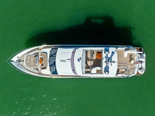 2018 Princess 75
