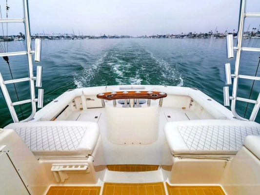 2008 Cabo 38