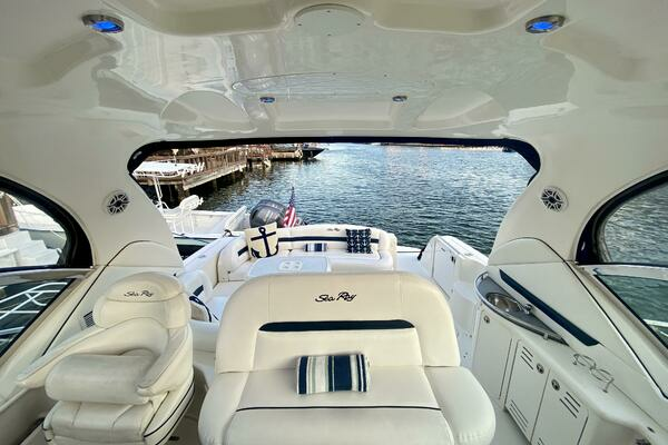 2005 Sea Ray 45