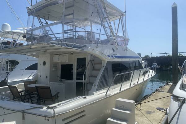 Photo of the 2004 Mikelson 43 Sportfisher