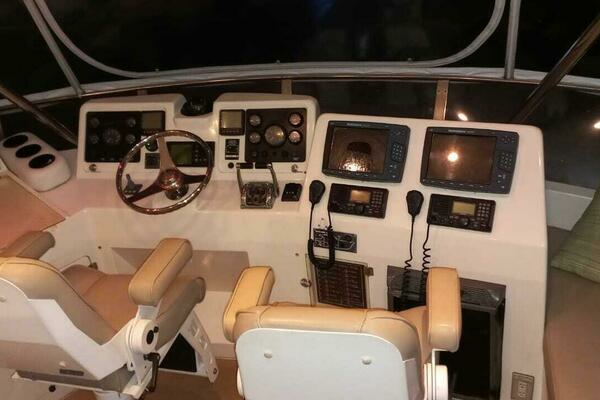 Photo of the 2004 Mikelson 43 Sportfisher