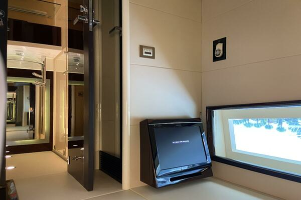 2009 Lazzara Yachts 75