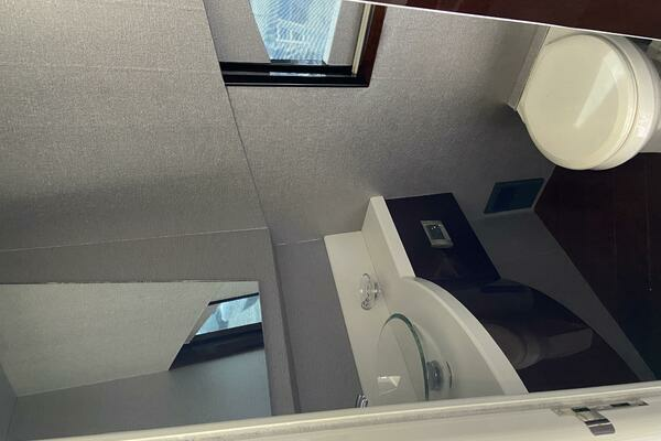 2009 Lazzara Yachts 75