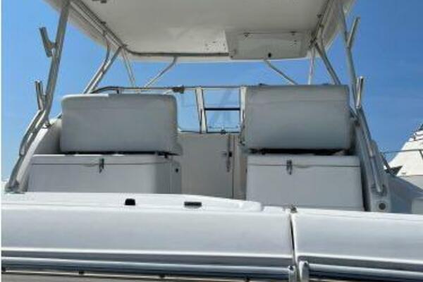 Reel Lucky 33ft Pro Line Yacht For Sale