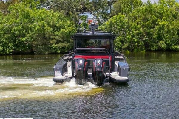 Photo of the 2021 Brabus Brabus Shadow 900 BO