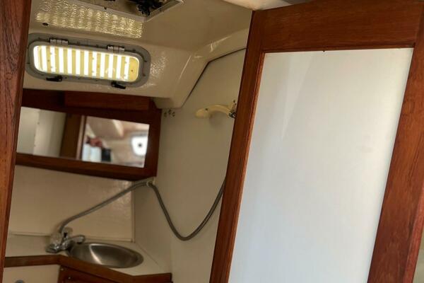 Happy Ours 30ft Catalina Yacht For Sale