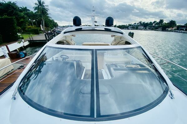 2010 Sunseeker 60