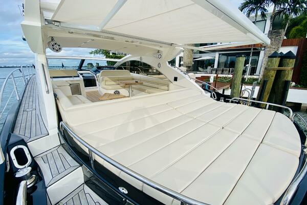 2010 Sunseeker 60