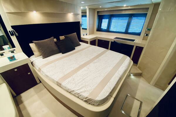 2010 Sunseeker 60