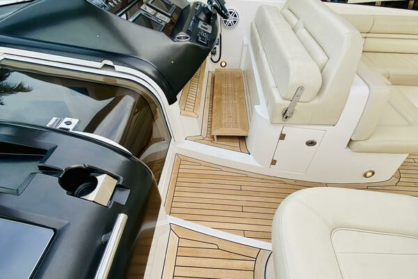 2010 Sunseeker 60
