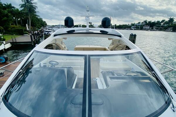 2010 Sunseeker 60