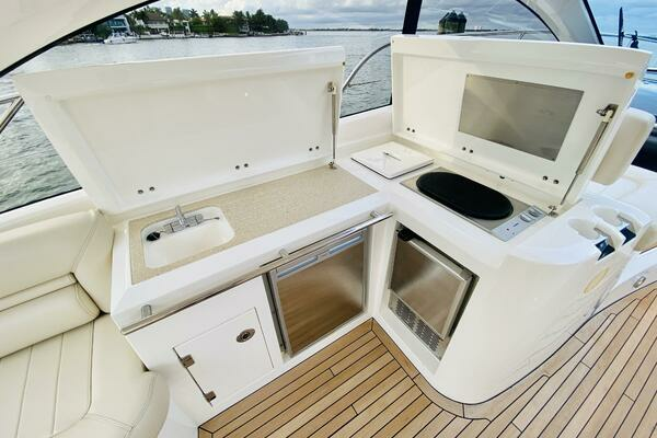 2010 Sunseeker 60