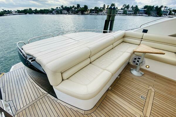 2010 Sunseeker 60