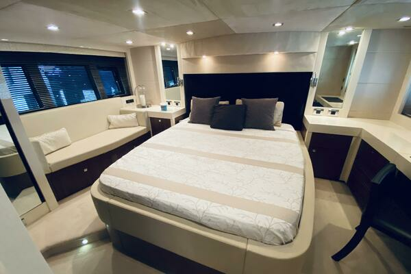 2010 Sunseeker 60