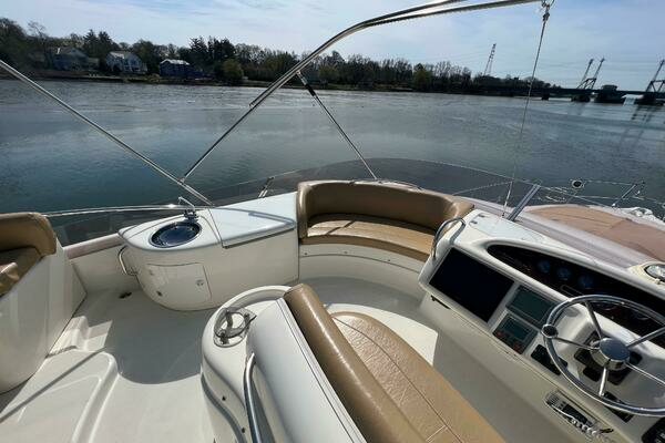 Photo of the 2004 Cranchi Atlantique 48