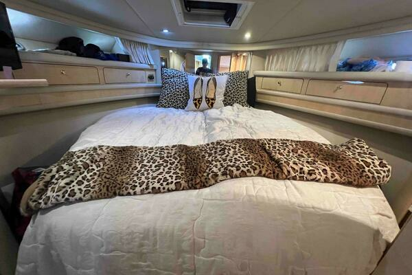 2001 Sea Ray 48