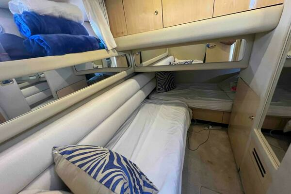 2001 Sea Ray 48
