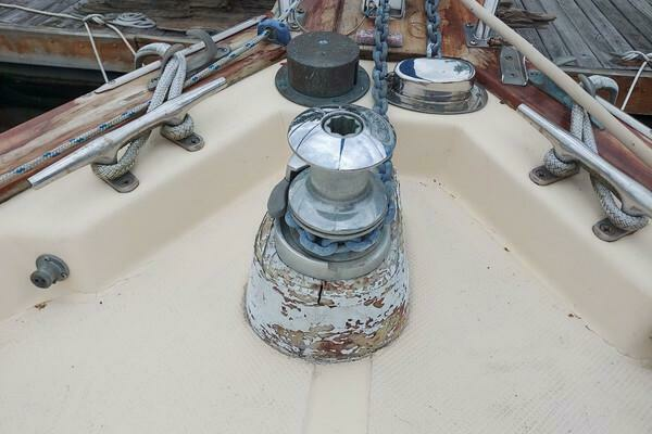 Photo of the 1985 Island Packet  "Slainte"