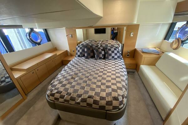 2014 Sunseeker 48
