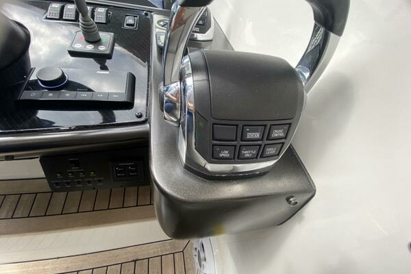 2014 Sunseeker 48