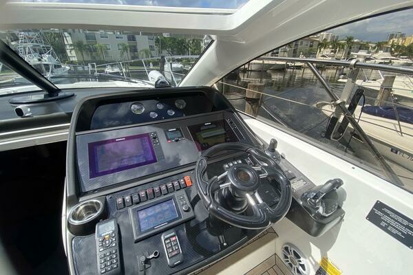 2014 Sunseeker 48