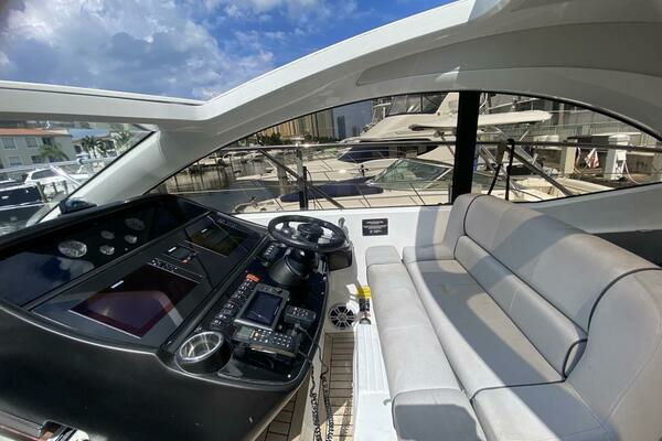 2014 Sunseeker 48