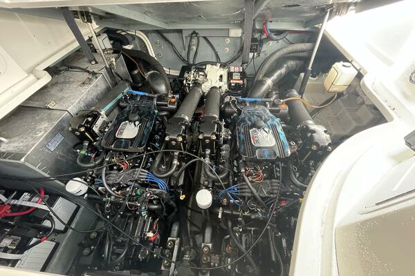 JOHNNY BOY 32ft Sea Ray Yacht For Sale JOHNNY BOY 32ft Sea Ray Yacht For Sale