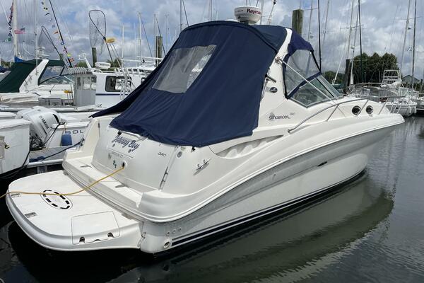 JOHNNY BOY 32ft Sea Ray Yacht For Sale JOHNNY BOY 32ft Sea Ray Yacht For Sale