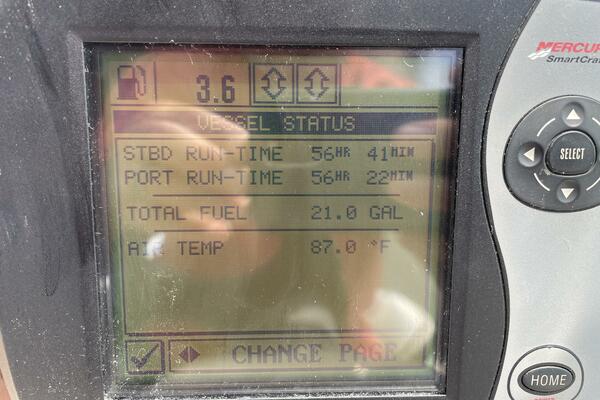 JOHNNY BOY 32ft Sea Ray Yacht For Sale JOHNNY BOY 32ft Sea Ray Yacht For Sale