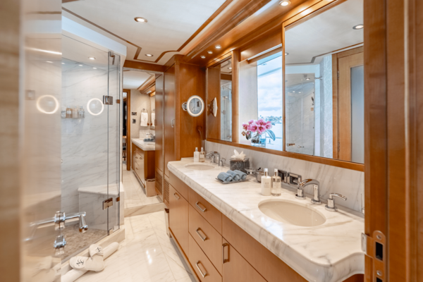 Westport 40M Yacht For Sale