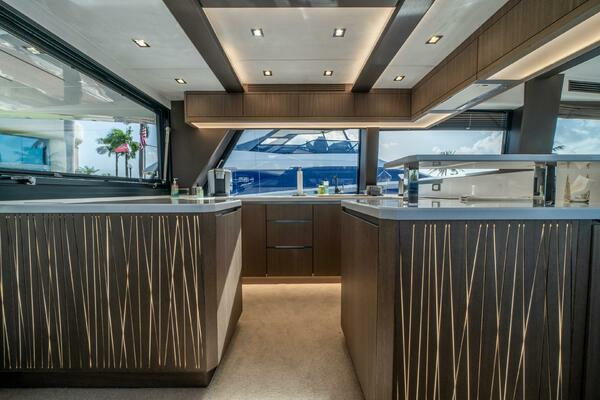 2019 Galeon 64