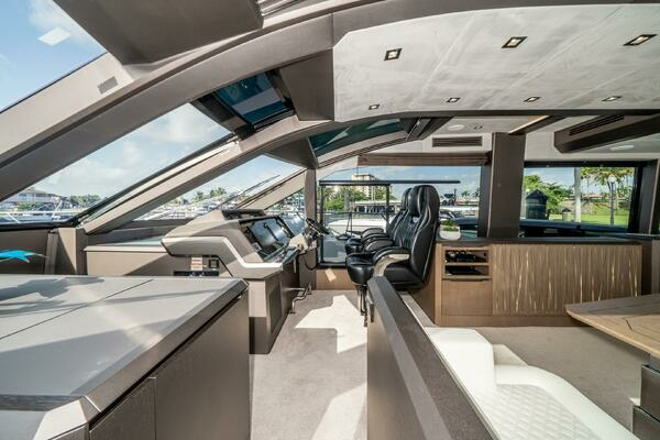 2019 Galeon 64