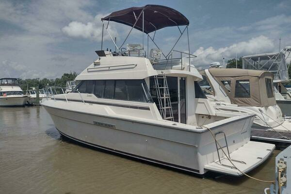 34ft Silverton Yacht For Sale