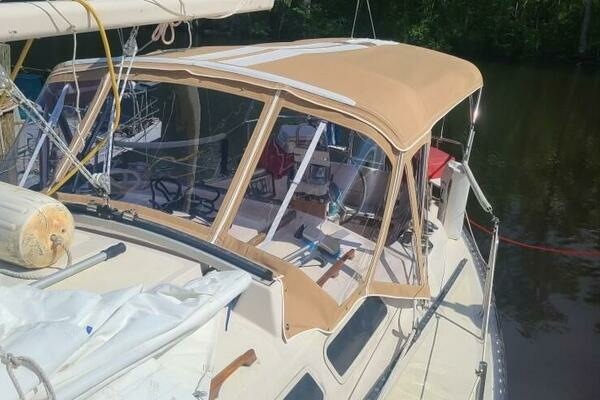 Photo of the 1977 Islander 36 "Windancer"