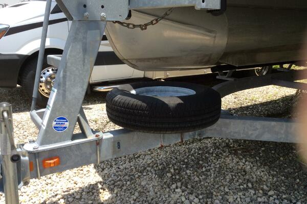 25ft Aqua Patio Yacht For Sale