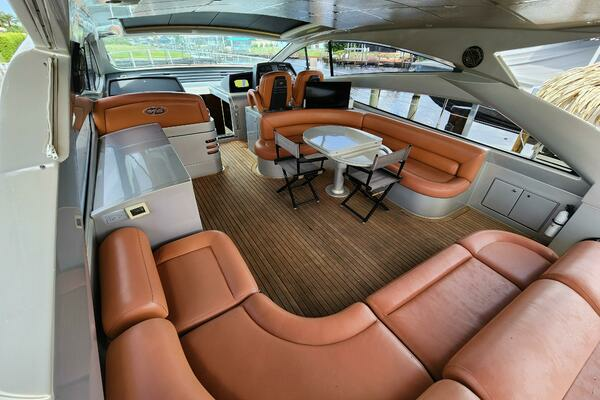 2006 Pershing 56