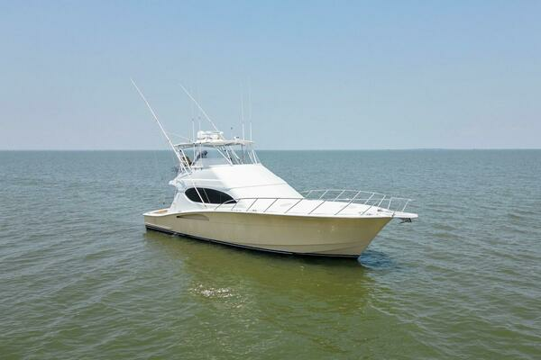 2003 Hatteras 54