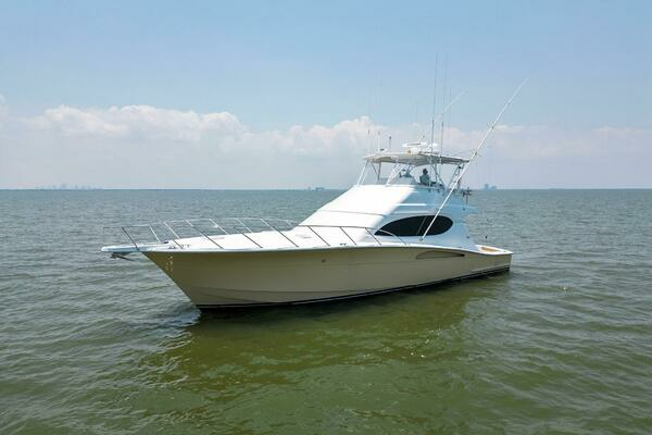 2003 Hatteras 54