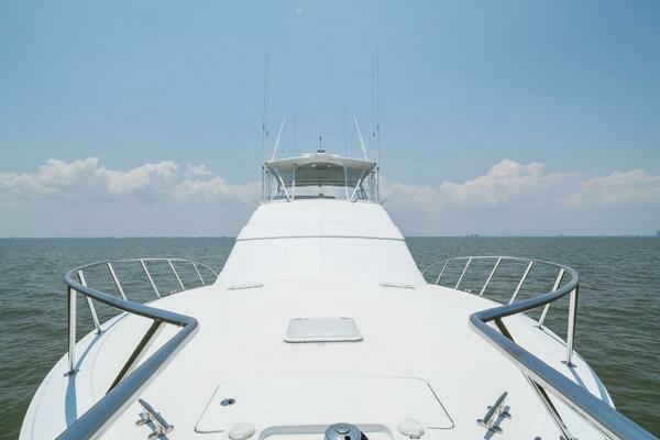 2003 Hatteras 54