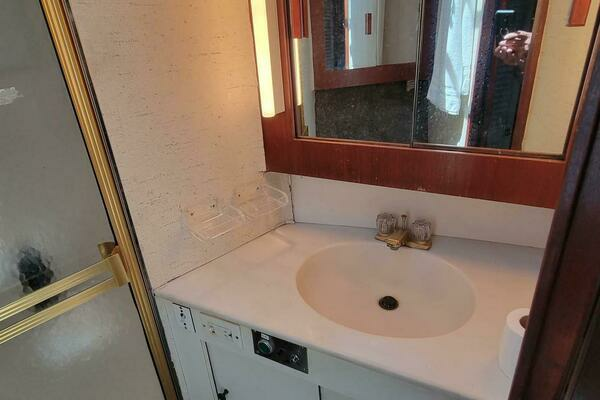 Photo of the 1985 Ocean Yachts 55 Super Sport