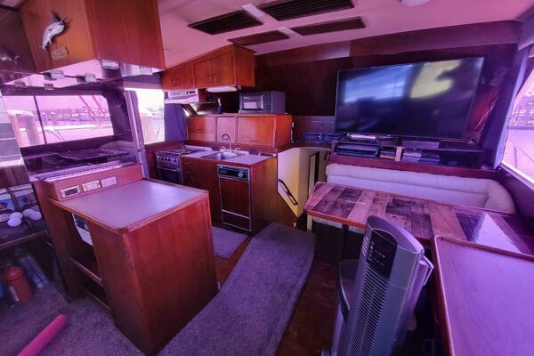 Photo of the 1985 Ocean Yachts 55 Super Sport